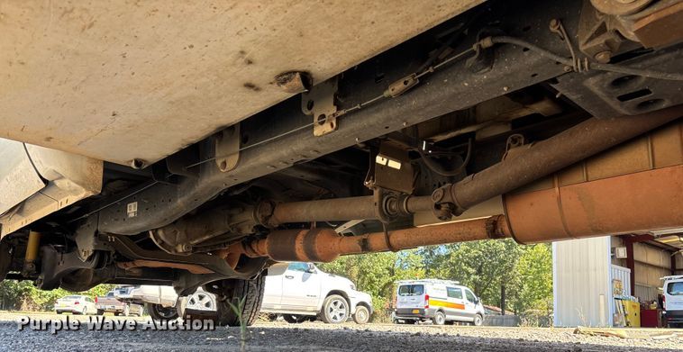 image for item EV3011 2011 Ford F450 Super Duty bucket truck