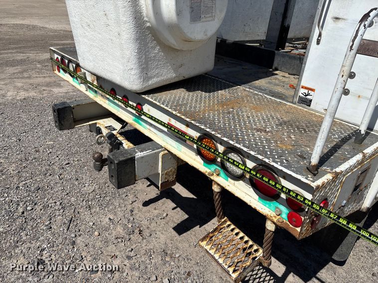 image for item EV3011 2011 Ford F450 Super Duty bucket truck