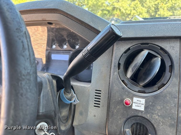 image for item EV3011 2011 Ford F450 Super Duty bucket truck