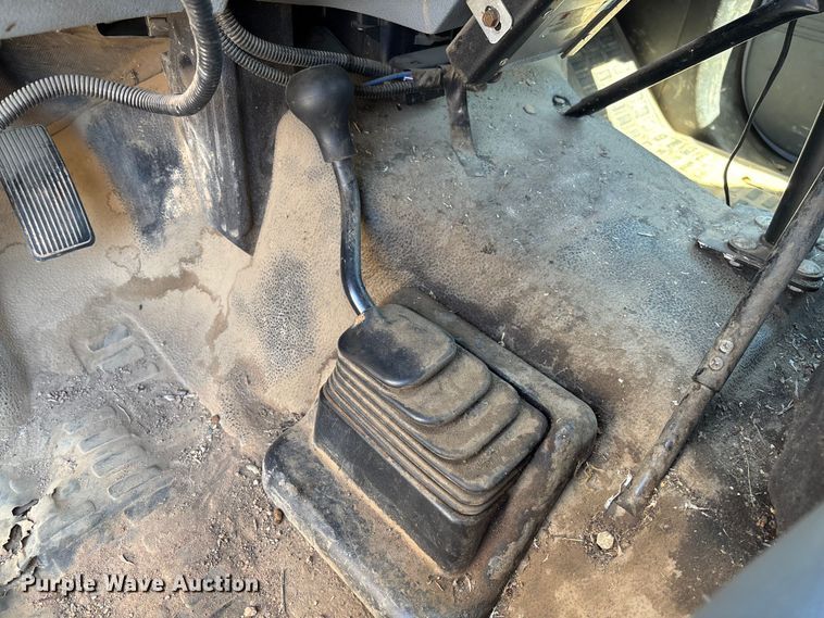 image for item EV3011 2011 Ford F450 Super Duty bucket truck