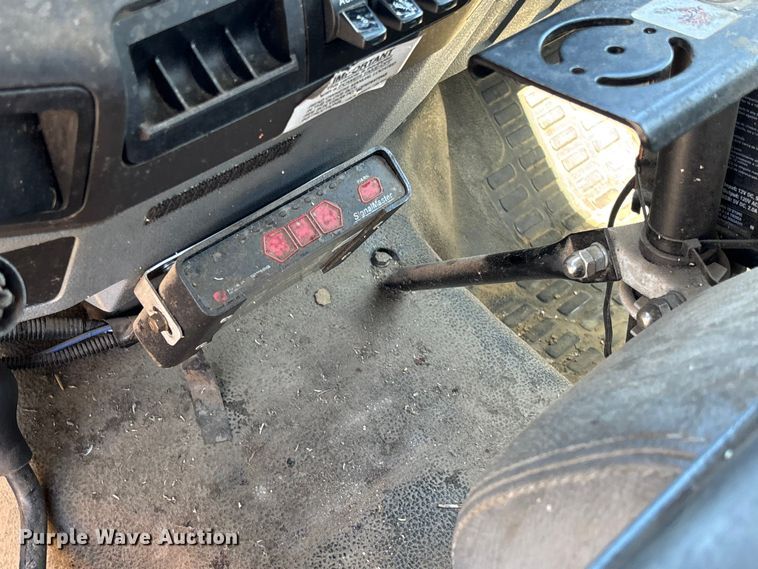 image for item EV3011 2011 Ford F450 Super Duty bucket truck