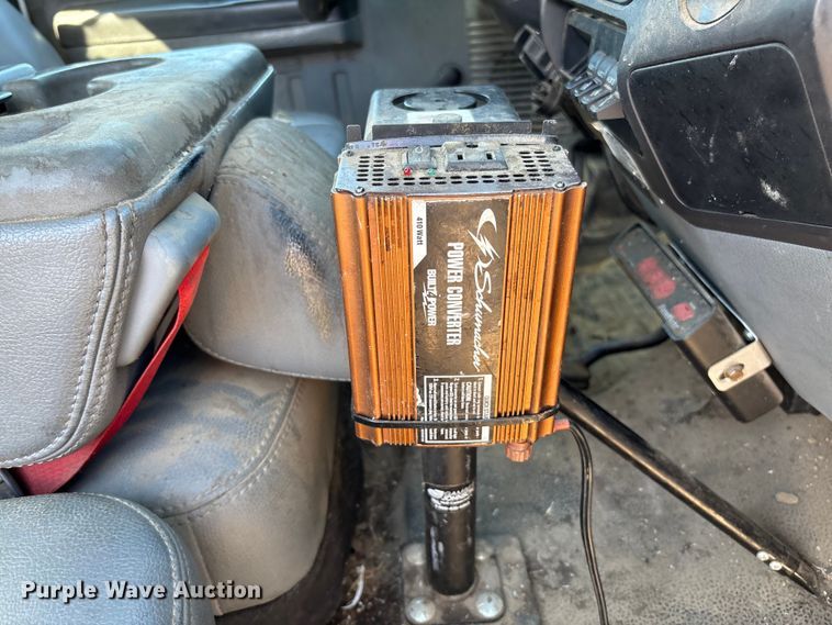 image for item EV3011 2011 Ford F450 Super Duty bucket truck