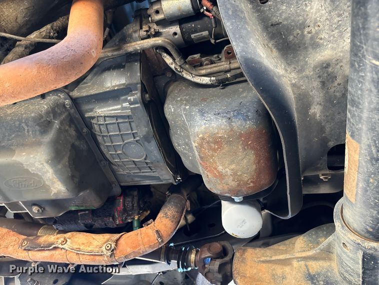 image for item EV3011 2011 Ford F450 Super Duty bucket truck