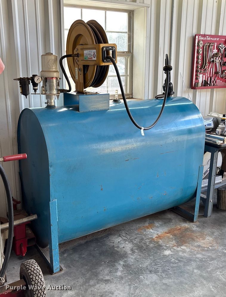 image for item EV3023 Oil tank