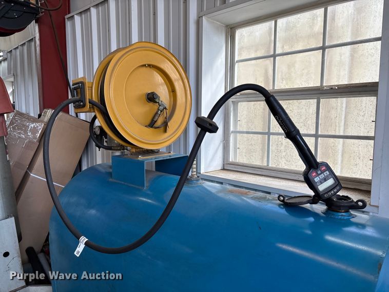 image for item EV3023 Oil tank