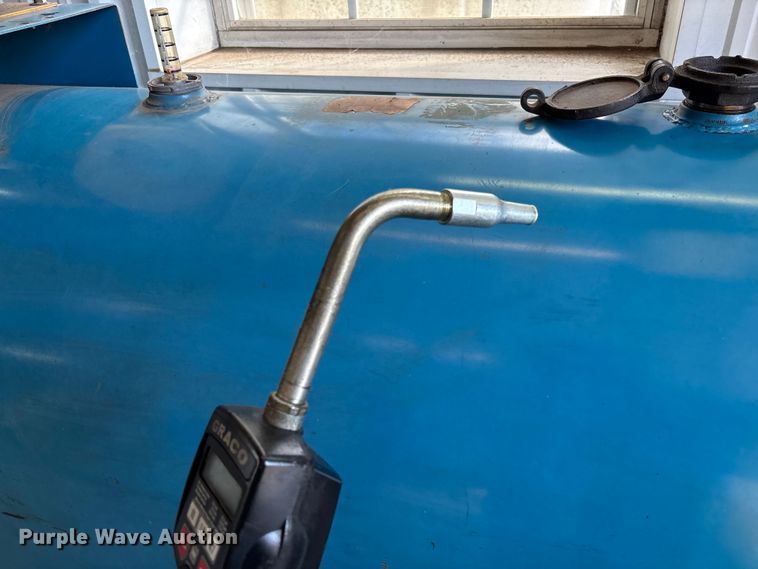 image for item EV3023 Oil tank