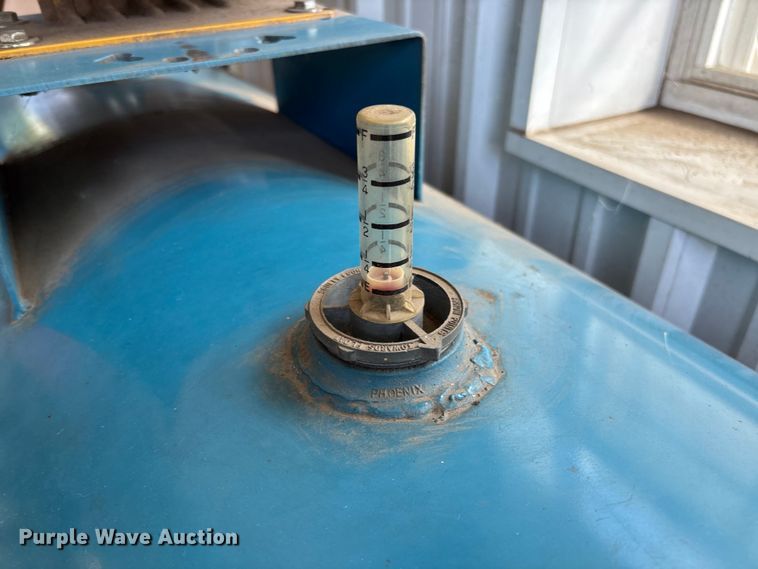 image for item EV3023 Oil tank