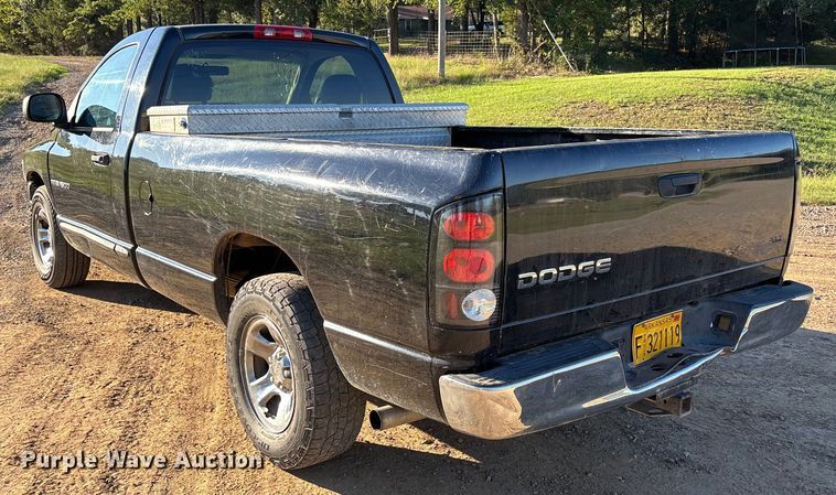 image for item EV3024 2005 Dodge Ram 1500 pickup truck