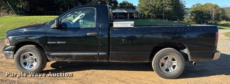 image for item EV3024 2005 Dodge Ram 1500 pickup truck