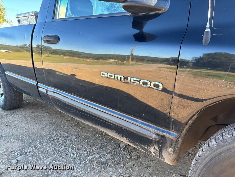 image for item EV3024 2005 Dodge Ram 1500 pickup truck