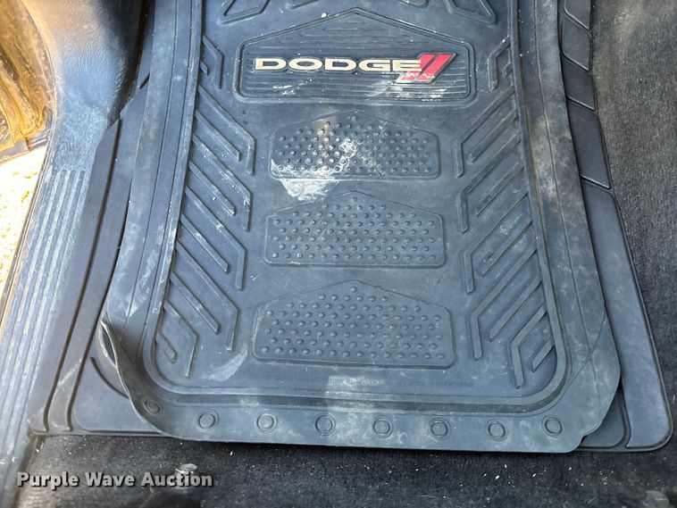 image for item EV3024 2005 Dodge Ram 1500 pickup truck