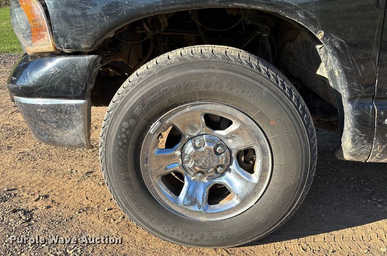 image for item EV3024 2005 Dodge Ram 1500 pickup truck