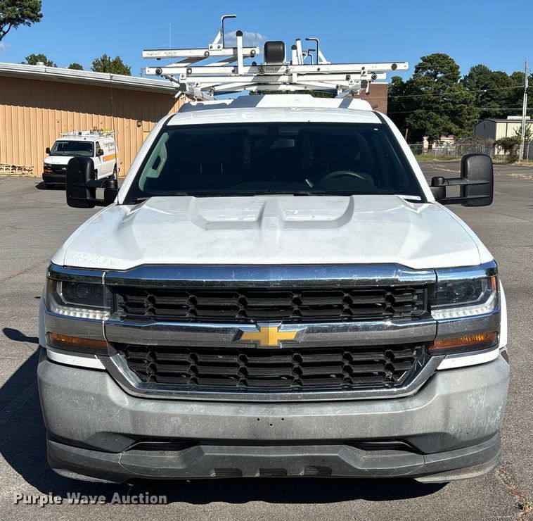 image for item EV3031 2017 Chevrolet Silverado 1500 pickup truck