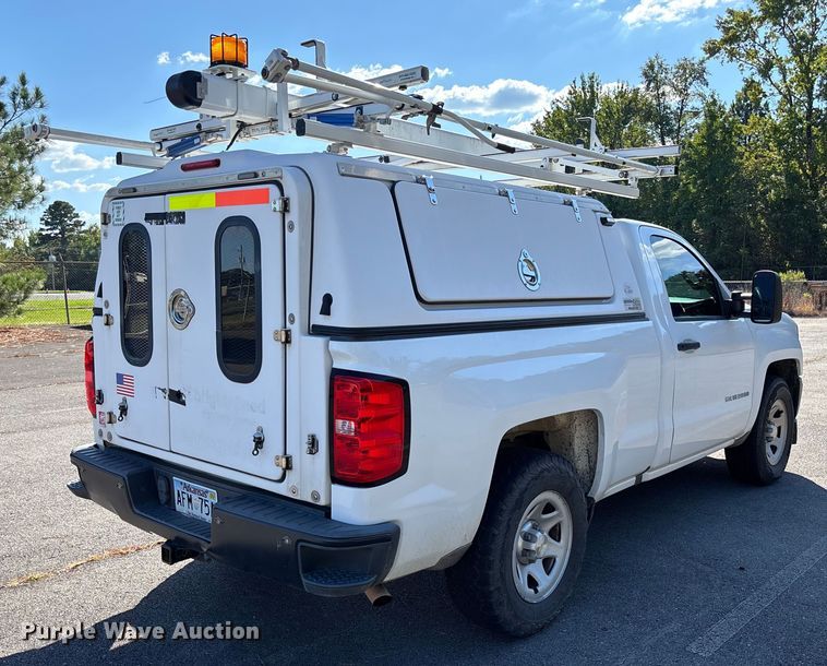 image for item EV3031 2017 Chevrolet Silverado 1500 pickup truck
