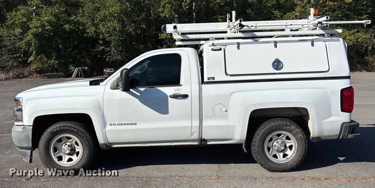 image for item EV3031 2017 Chevrolet Silverado 1500 pickup truck