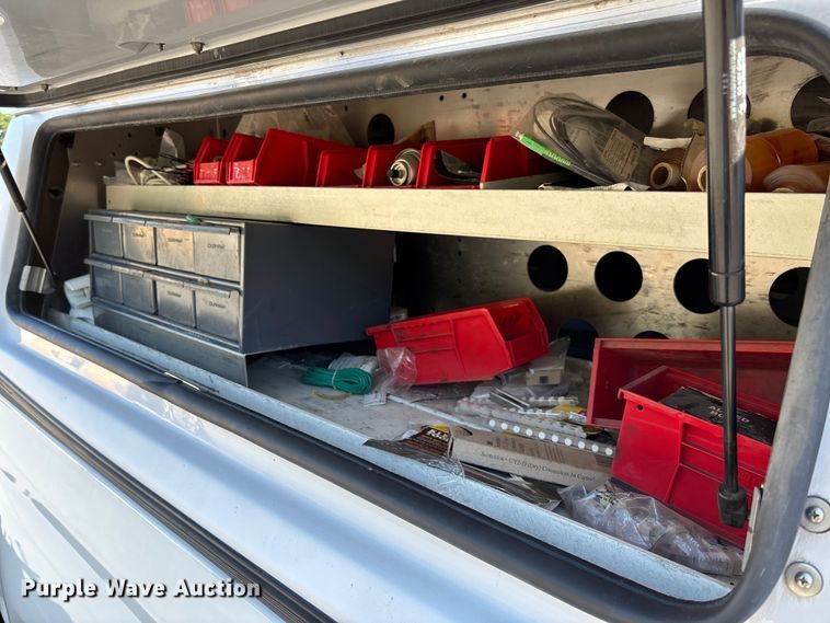 image for item EV3031 2017 Chevrolet Silverado 1500 pickup truck