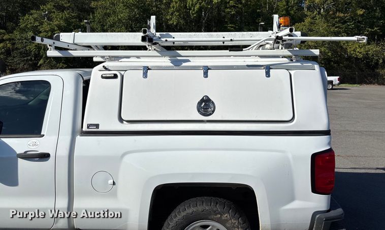 image for item EV3031 2017 Chevrolet Silverado 1500 pickup truck