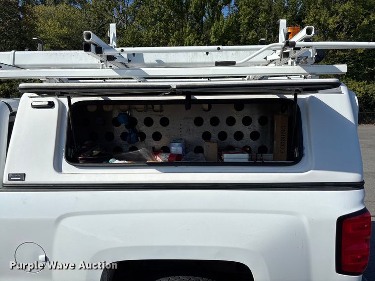 image for item EV3031 2017 Chevrolet Silverado 1500 pickup truck