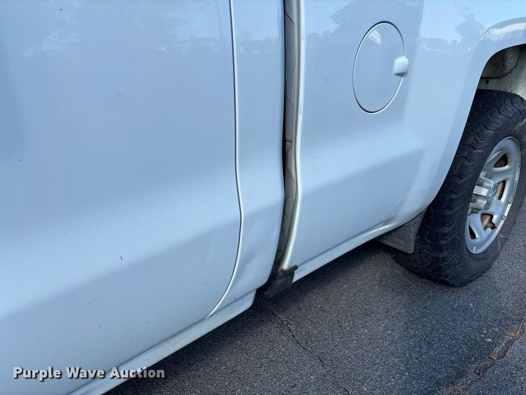 image for item EV3031 2017 Chevrolet Silverado 1500 pickup truck