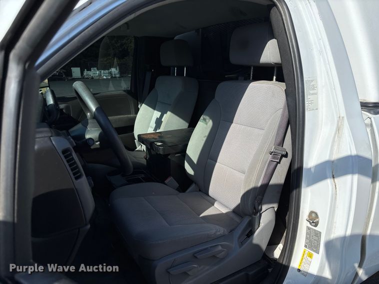 image for item EV3031 2017 Chevrolet Silverado 1500 pickup truck