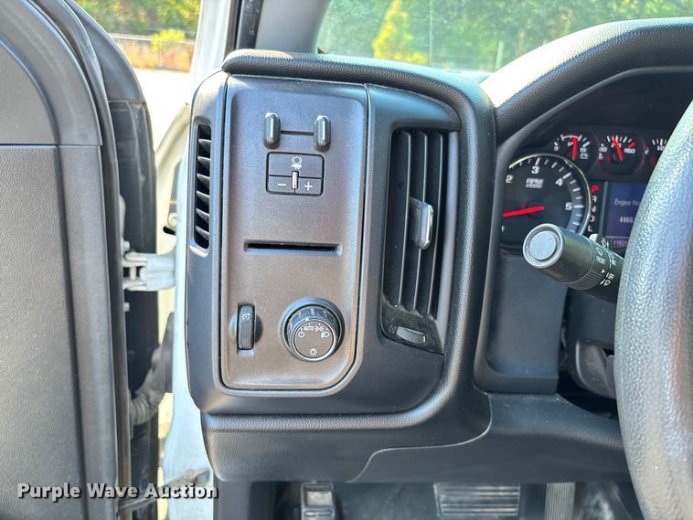 image for item EV3031 2017 Chevrolet Silverado 1500 pickup truck