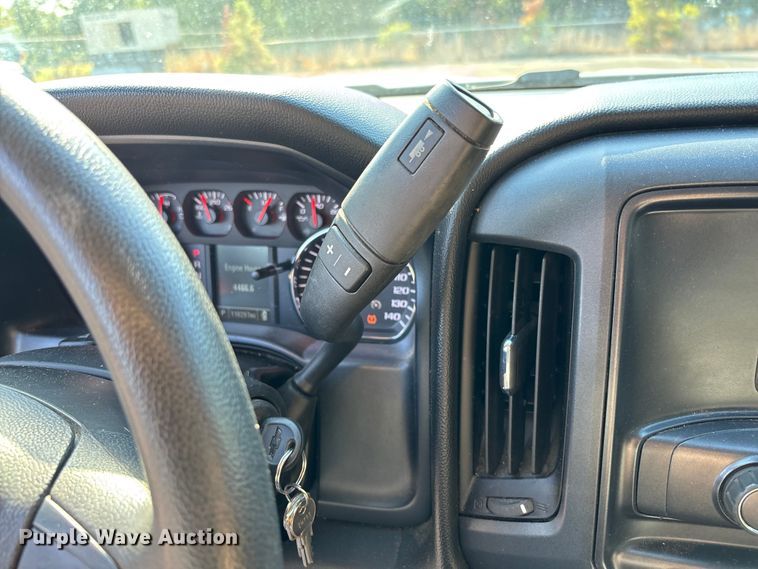 image for item EV3031 2017 Chevrolet Silverado 1500 pickup truck