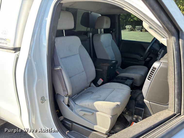 image for item EV3031 2017 Chevrolet Silverado 1500 pickup truck