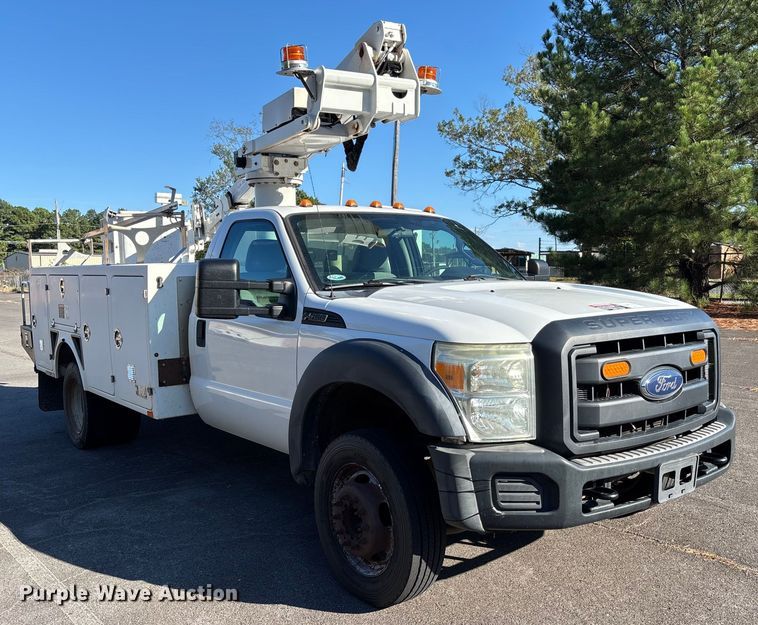 image for item EV3032 2013 Ford F450 Super Duty bucket truck