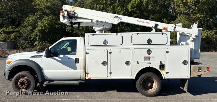 image for item EV3032 2013 Ford F450 Super Duty bucket truck