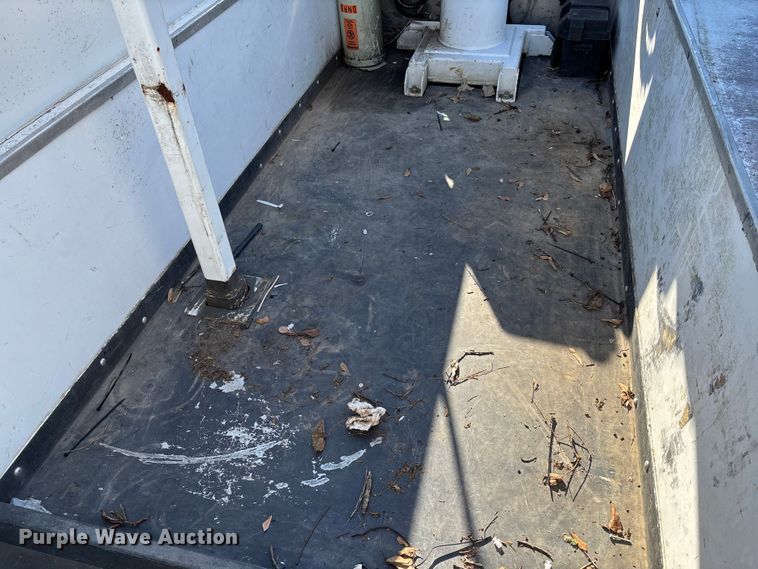 image for item EV3032 2013 Ford F450 Super Duty bucket truck