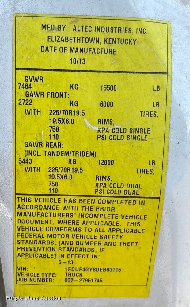 image for item EV3032 2013 Ford F450 Super Duty bucket truck