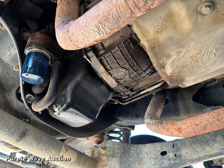 image for item EV3032 2013 Ford F450 Super Duty bucket truck