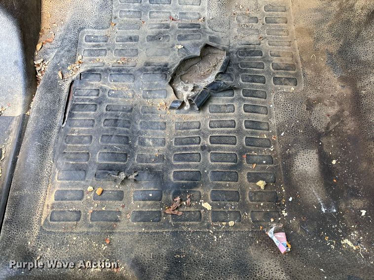 image for item EV3032 2013 Ford F450 Super Duty bucket truck