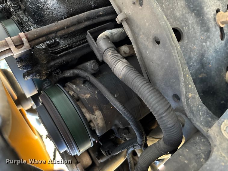 image for item EV3032 2013 Ford F450 Super Duty bucket truck