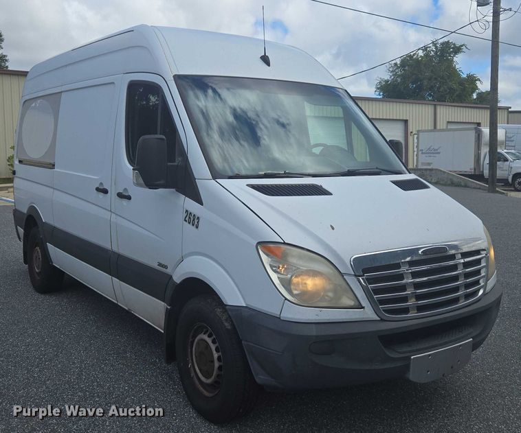 image for item EV5359 2012 Freightliner Sprinter 2500 van
