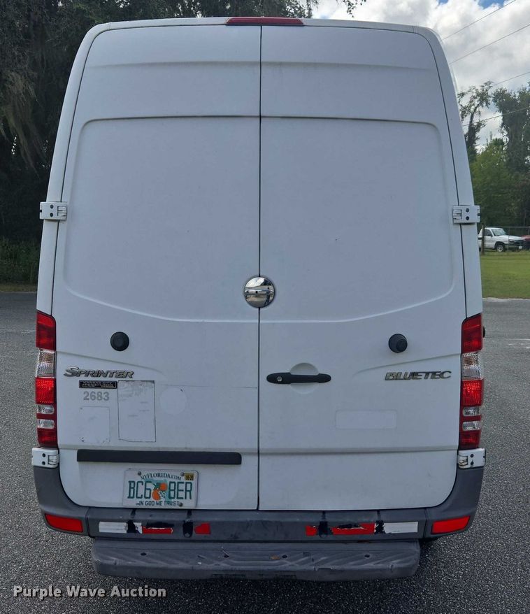 image for item EV5359 2012 Freightliner Sprinter 2500 van