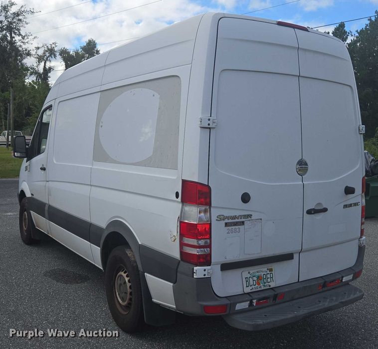 image for item EV5359 2012 Freightliner Sprinter 2500 van