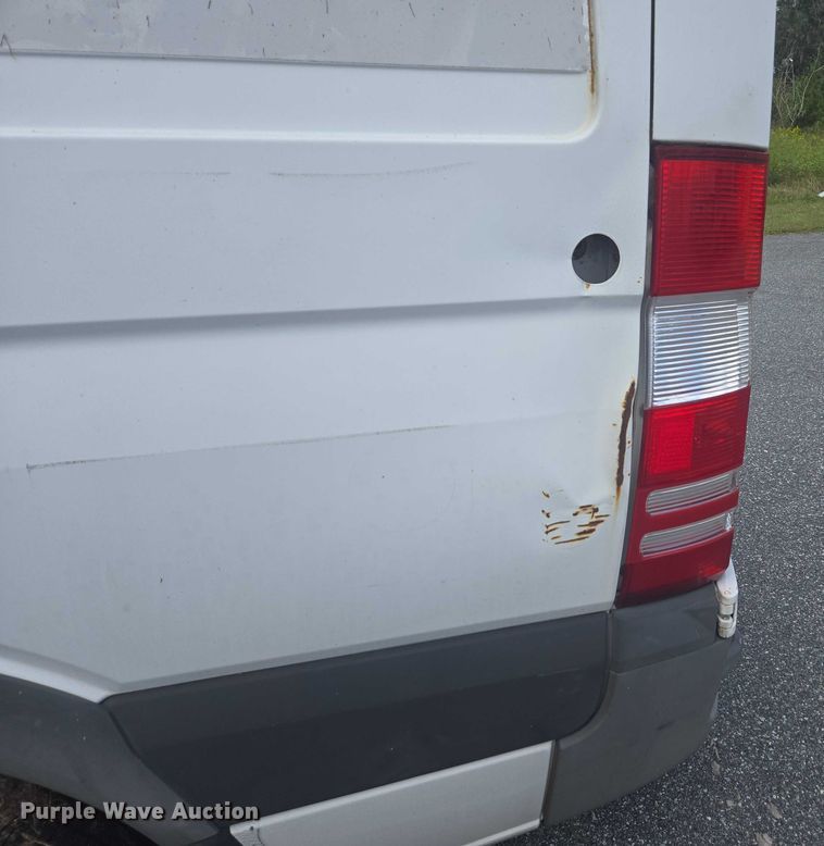 image for item EV5359 2012 Freightliner Sprinter 2500 van