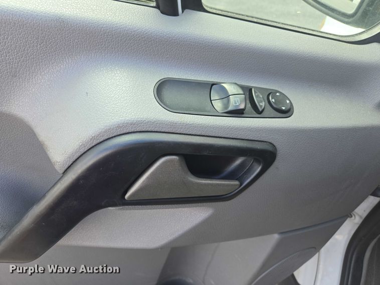 image for item EV5359 2012 Freightliner Sprinter 2500 van