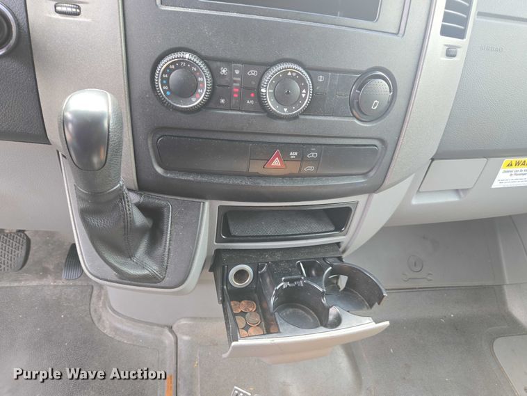 image for item EV5359 2012 Freightliner Sprinter 2500 van