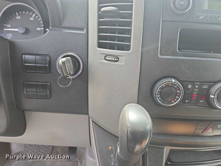 image for item EV5359 2012 Freightliner Sprinter 2500 van