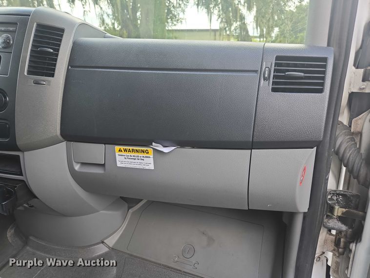 image for item EV5359 2012 Freightliner Sprinter 2500 van