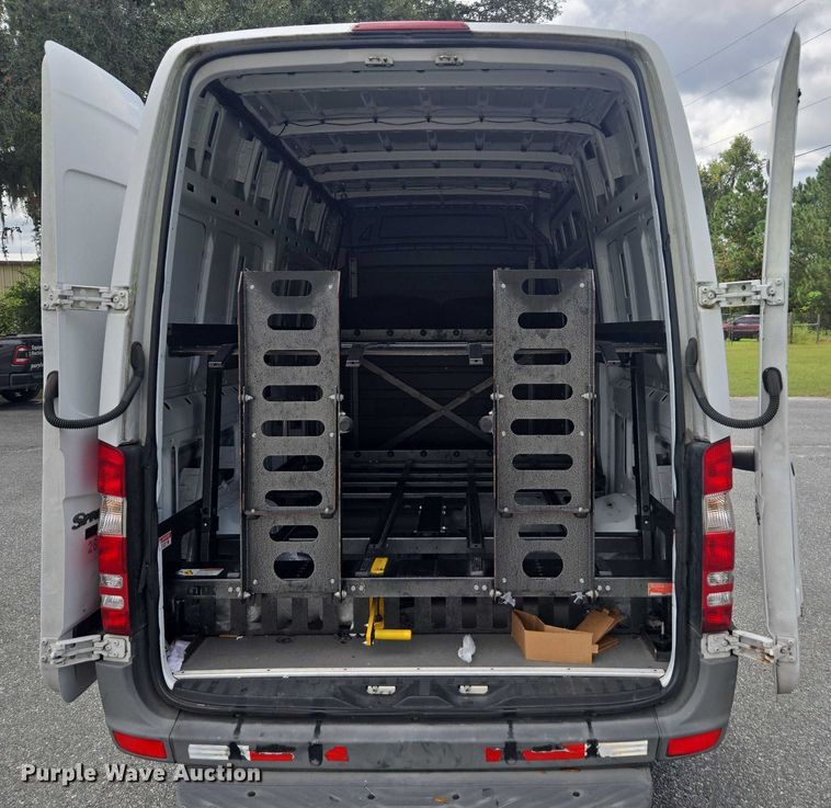 image for item EV5359 2012 Freightliner Sprinter 2500 van