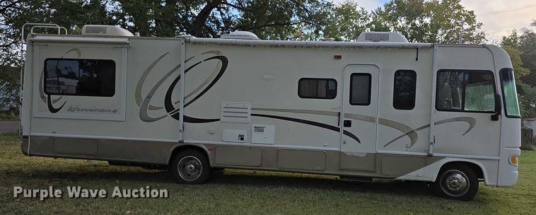 image for item FI0508 2003 Four Winds Hurricane RV