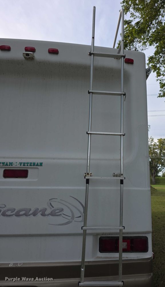 image for item FI0508 2003 Four Winds Hurricane RV