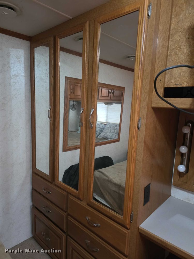 image for item FI0508 2003 Four Winds Hurricane RV