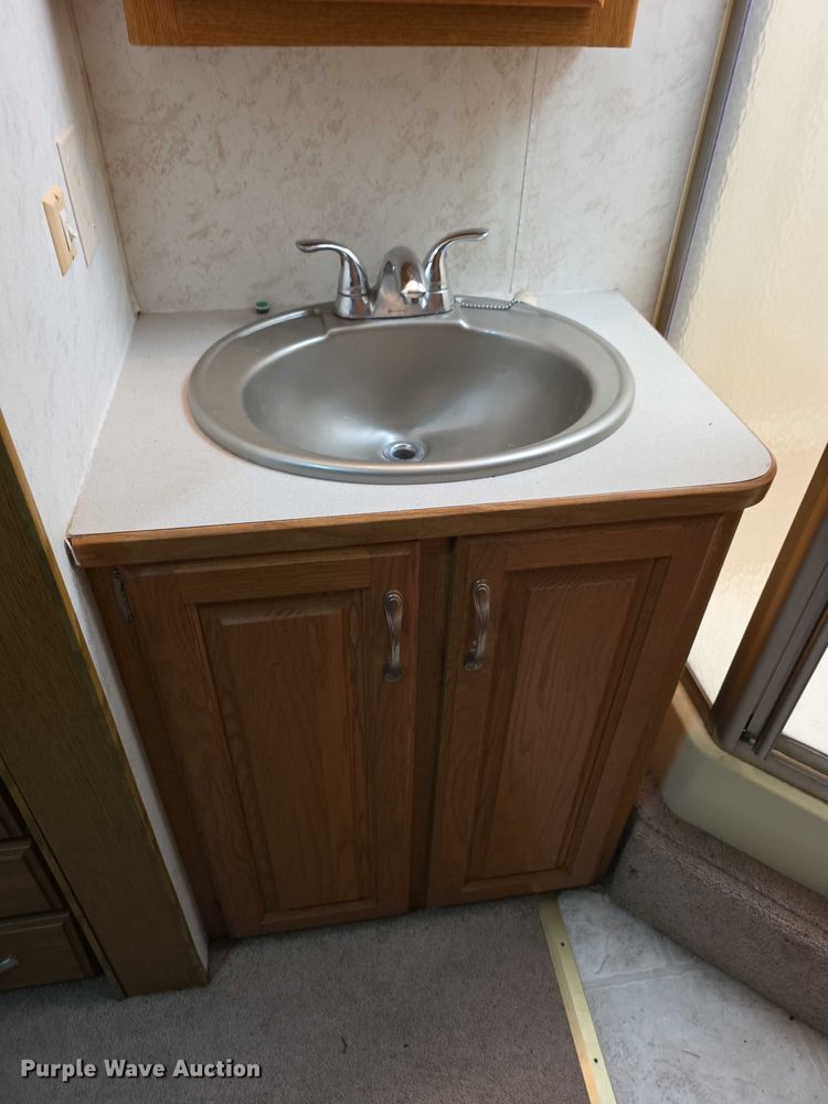 image for item FI0508 2003 Four Winds Hurricane RV