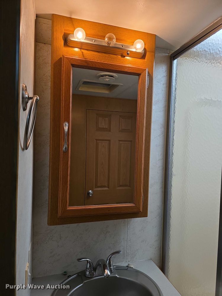 image for item FI0508 2003 Four Winds Hurricane RV