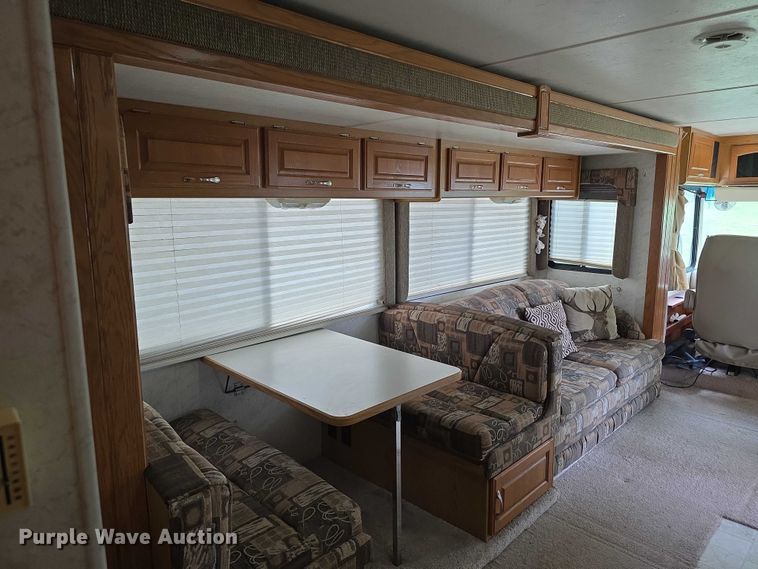image for item FI0508 2003 Four Winds Hurricane RV