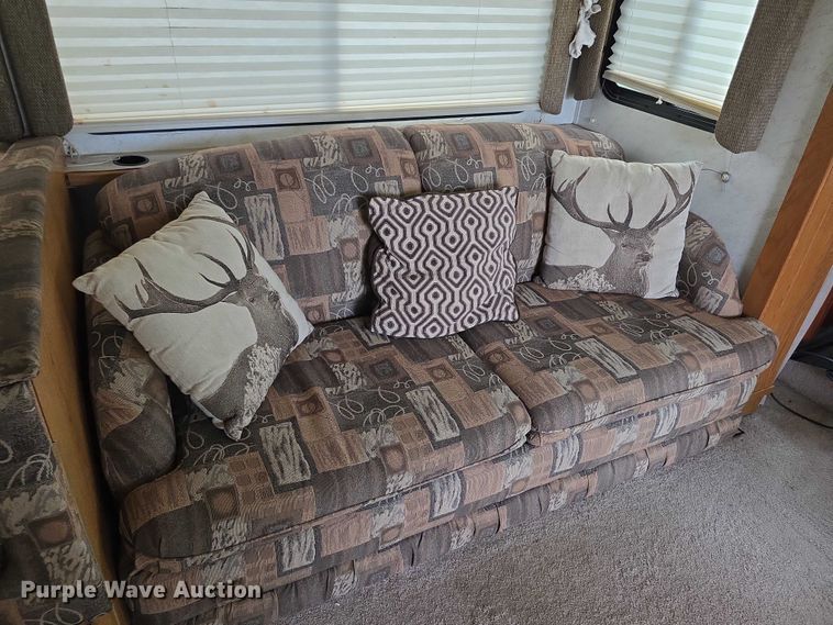 image for item FI0508 2003 Four Winds Hurricane RV